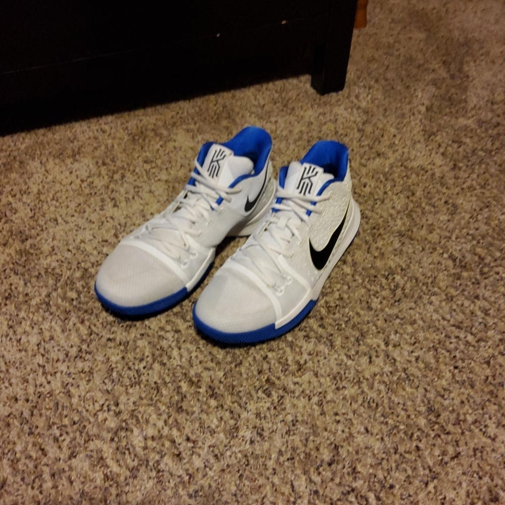 Nike Kyrie 3